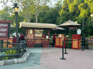 Canada Popcorn & Beer Cart