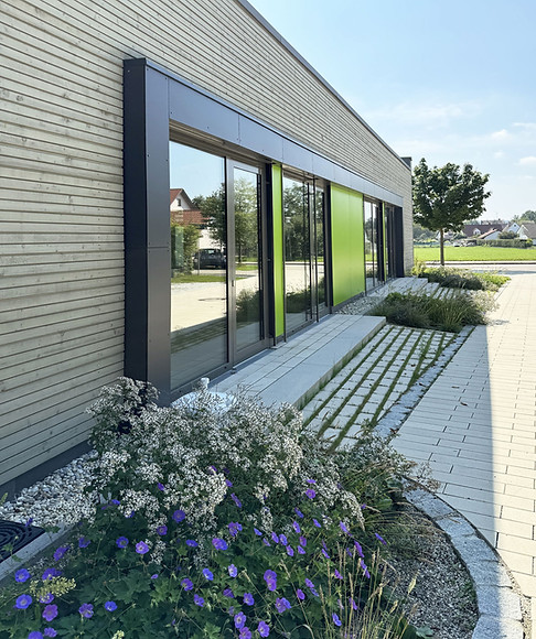 Aussenansicht der neuen Kinderkrippe von Hohenwart