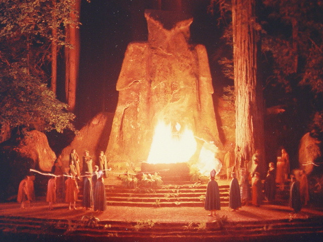 Ceremonia de iniciación del Bohemian Group