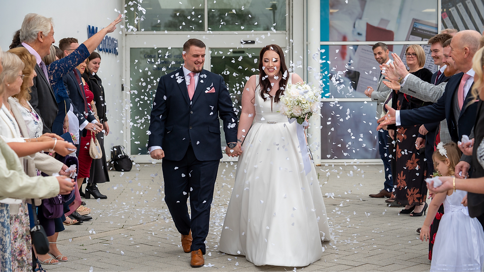 TOM CHARLOTTE - EMILIAMICHAELSPHOTOGRAPHY101_edited.png