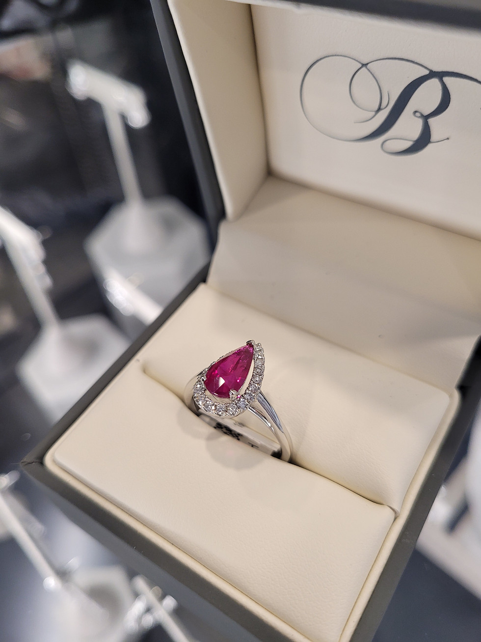Thumbnail: Teardrop ruby ring