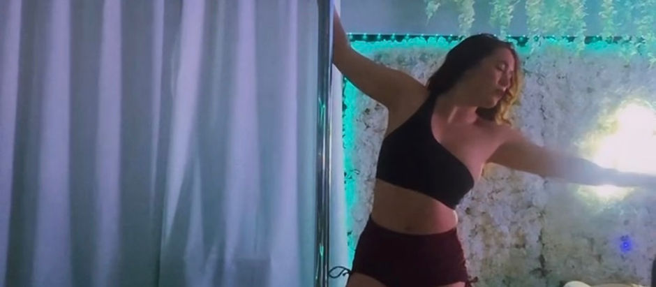 Why Pole Fitness Became My Favorite Workout