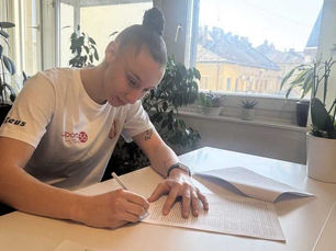 Montenegrói válogatott középpályással erősítettünk