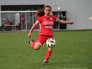 Komlós Lilla a Szent Mihályban folytatja