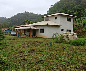 Sítio com Casa em Duas Barras