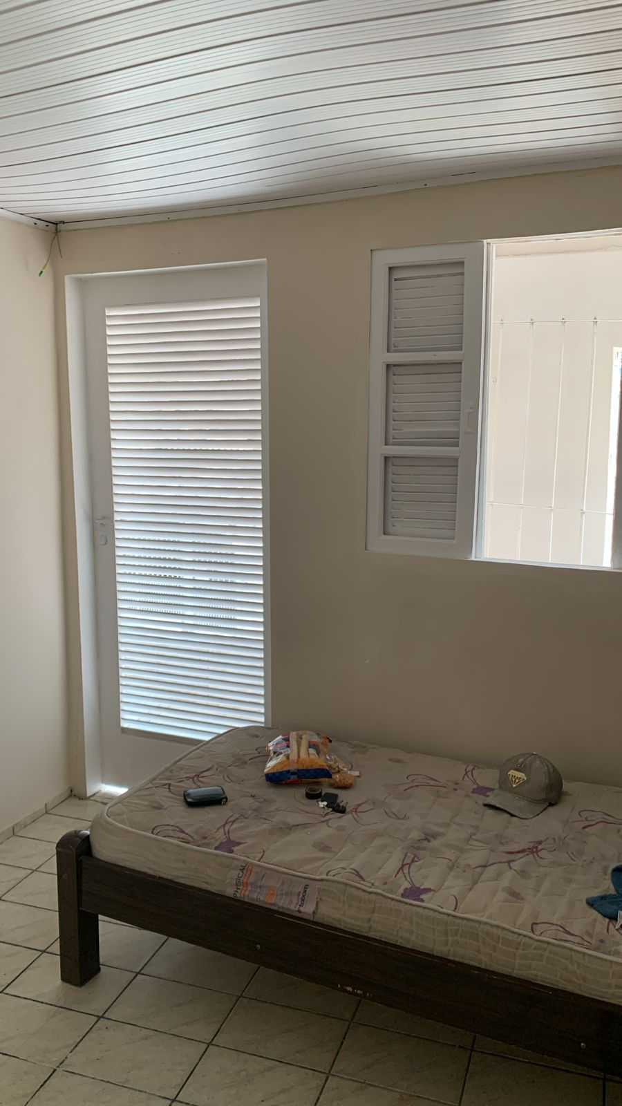 Miniatura: Vende Casa (Área Prefeitura) - Rua Pisco 44 - Jd Souza