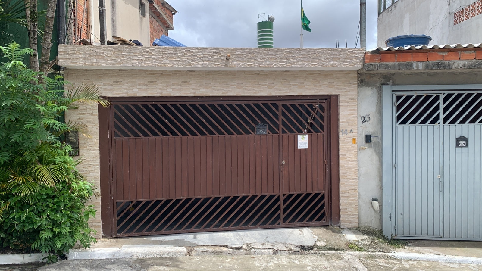 Vende Casa - (Aréa Prefeitura) - R Asdrubal Gonçalves 14-A - Jardim das Flores