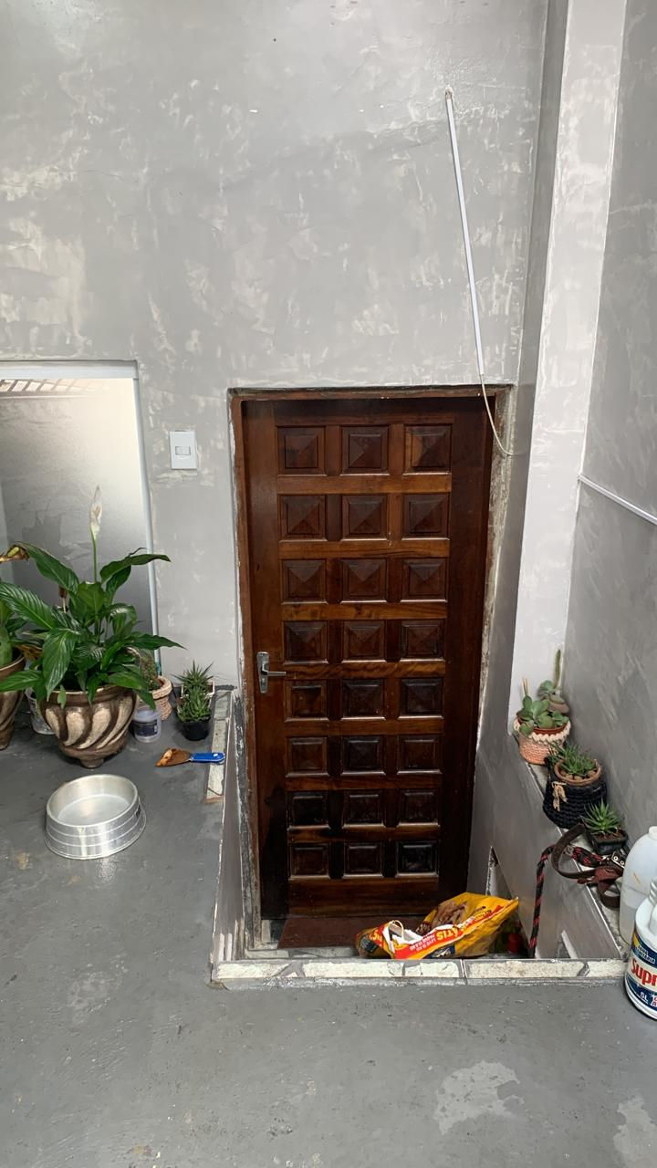 Miniatura: Vende Casa - (Aréa Prefeitura) - R Asdrubal Gonçalves 14-A - Jardim das Flores