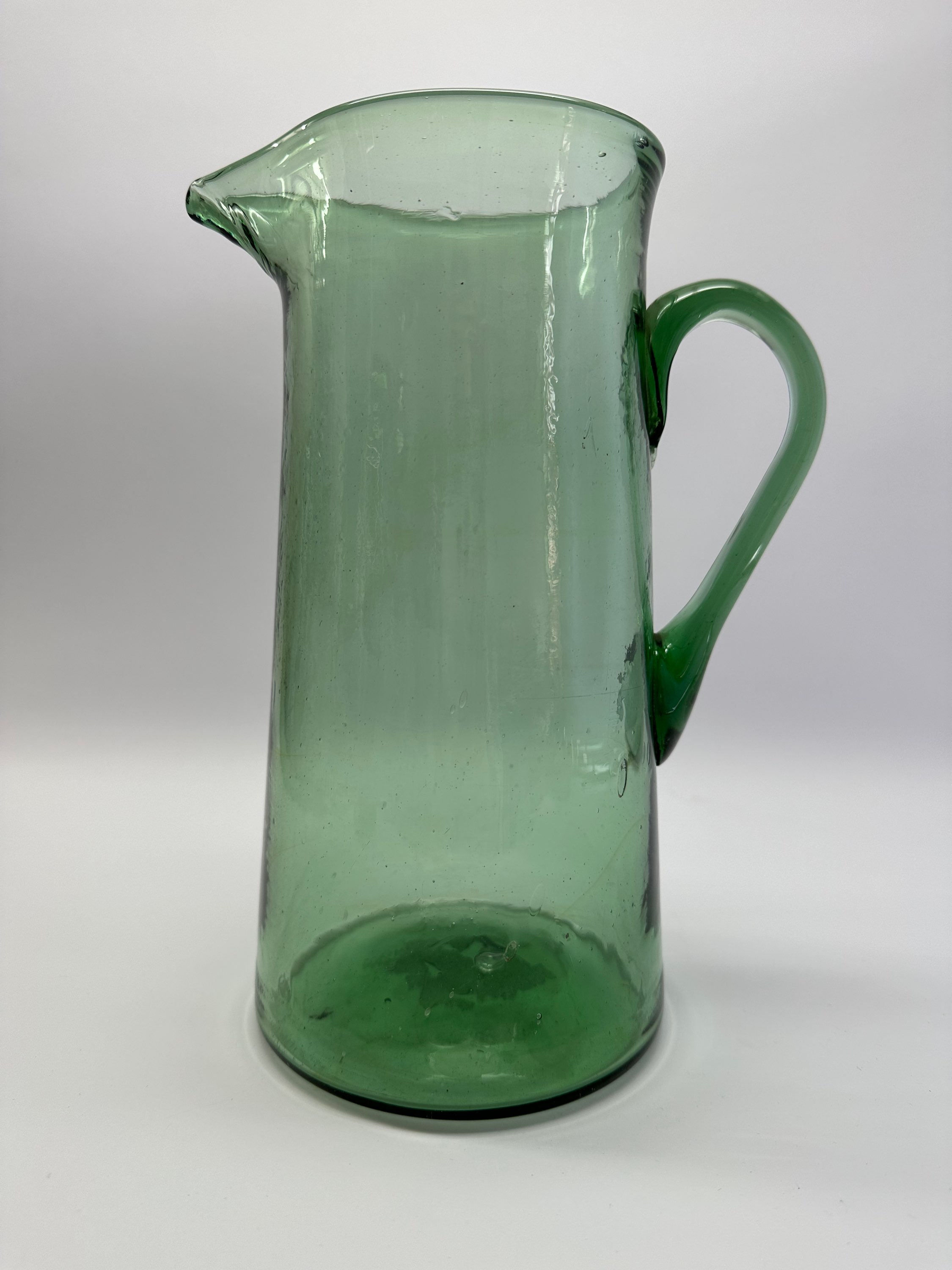 Jarro de la cristalería chilena Yungay 