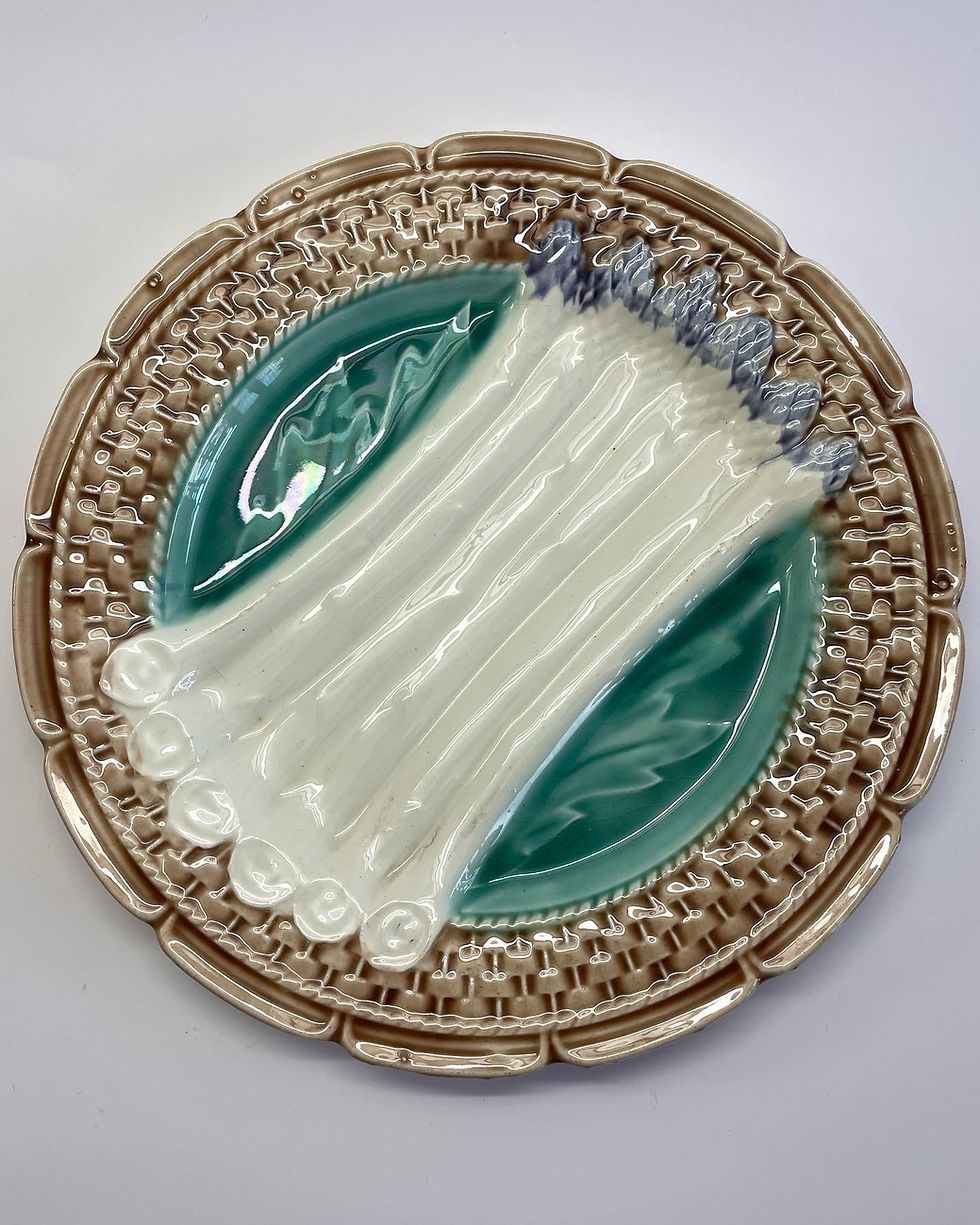 Miniatura: Mayólica Francesa (plato para espárragos) 