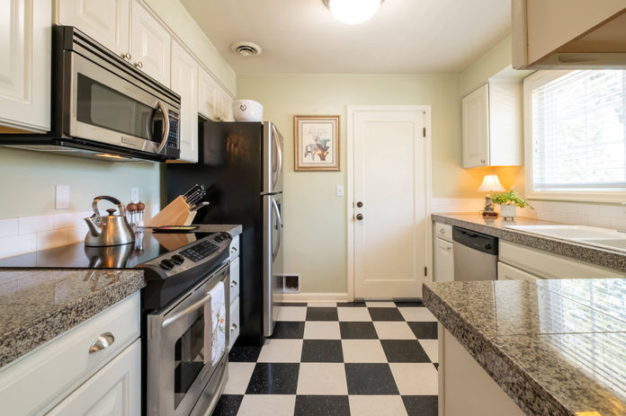 210 S State St Unit 9