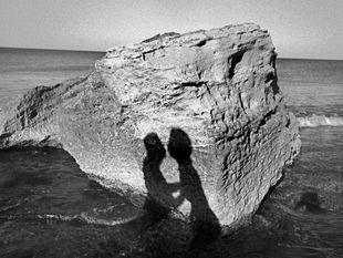 当⼥性不结婚、不⽣孩⼦、不要性⾏为