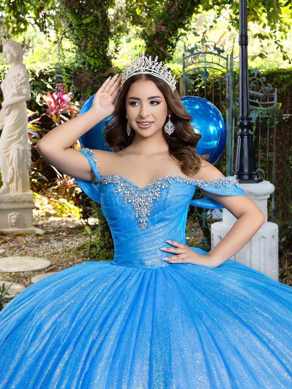Miniatura: Quince dress