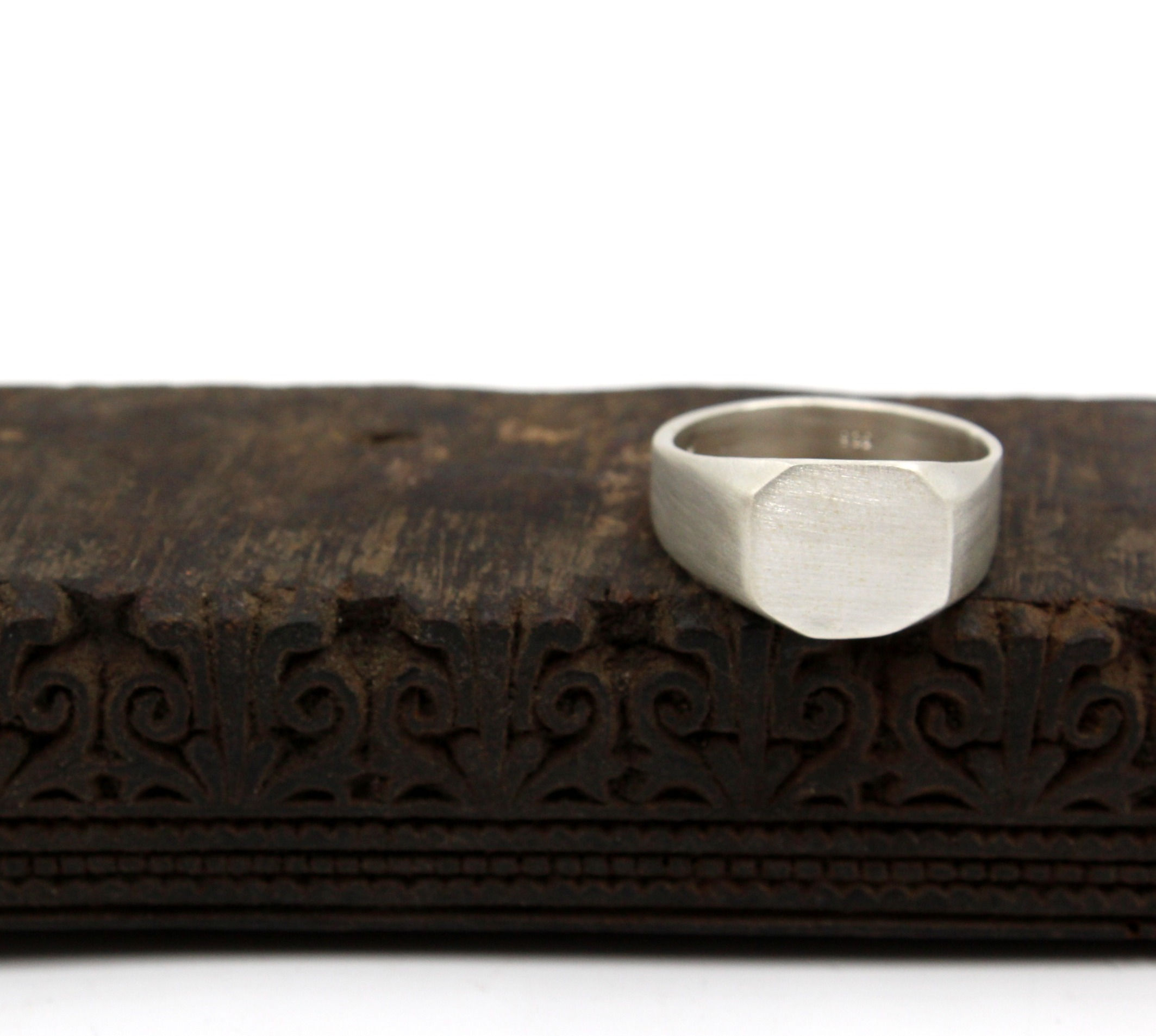 תמונה ראשית של טבעת חותם קיסר