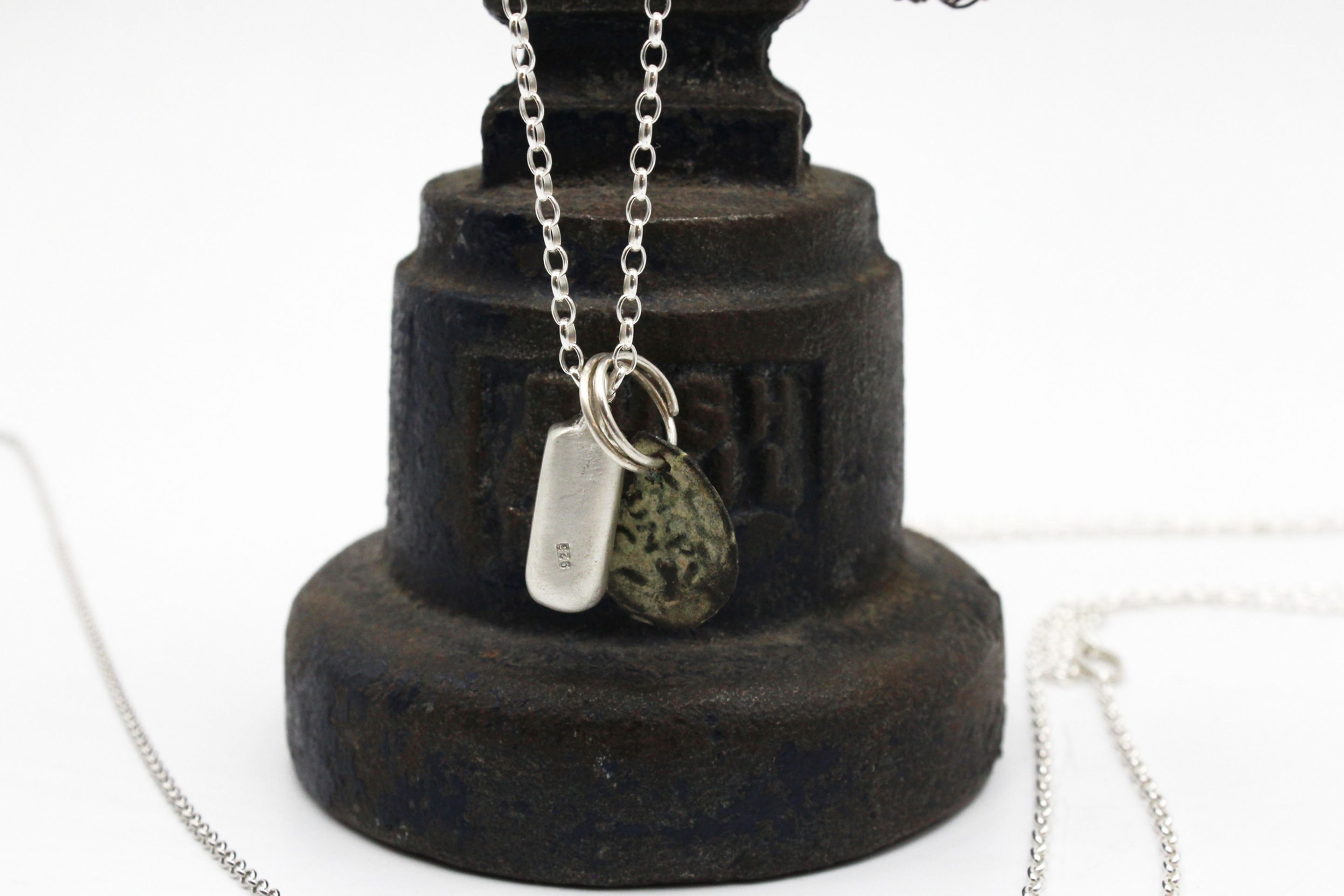 תמונה ראשית של שרשרת המיקוד מלבנית