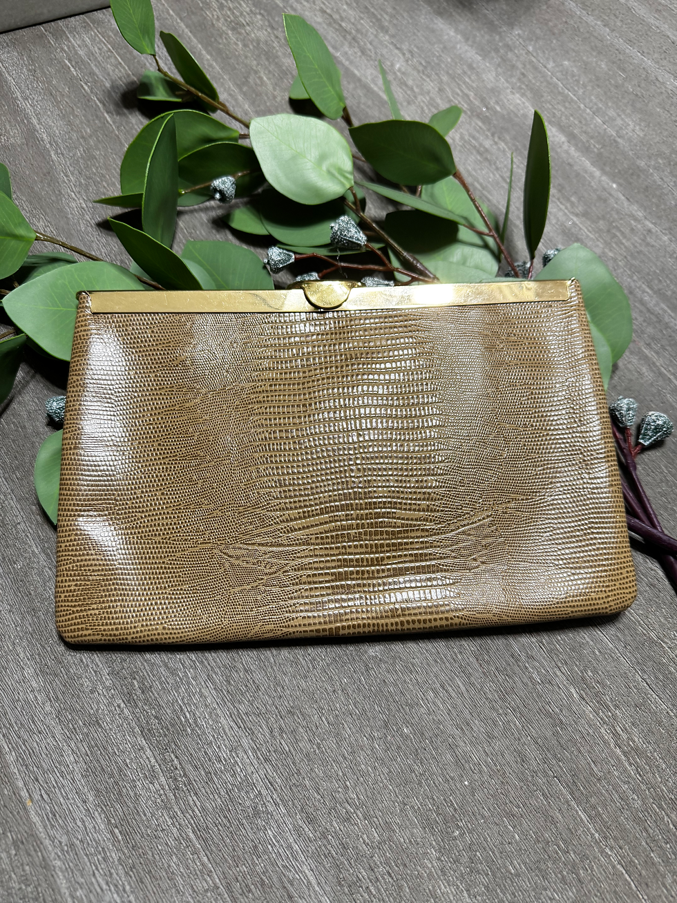 Vintage Etra leather clutch tan
