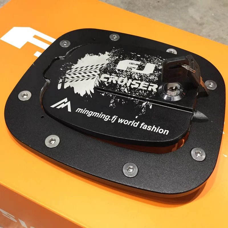 Thumbnail: Toyota FJ Cruiser 07-21 Fuel Cover With Locker