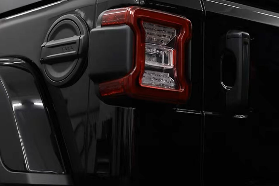 Thumbnail: Jeep Wrangler JL Electronic Auto Lock Fuel Cover