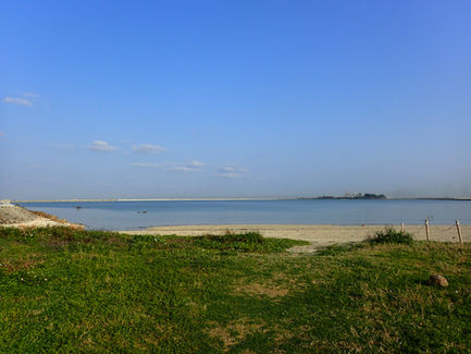 【瀬長ビーチ】