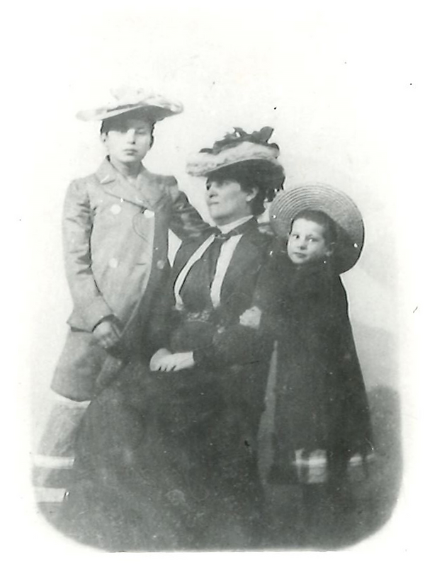 9. Eva, Sabina and Emilia.png