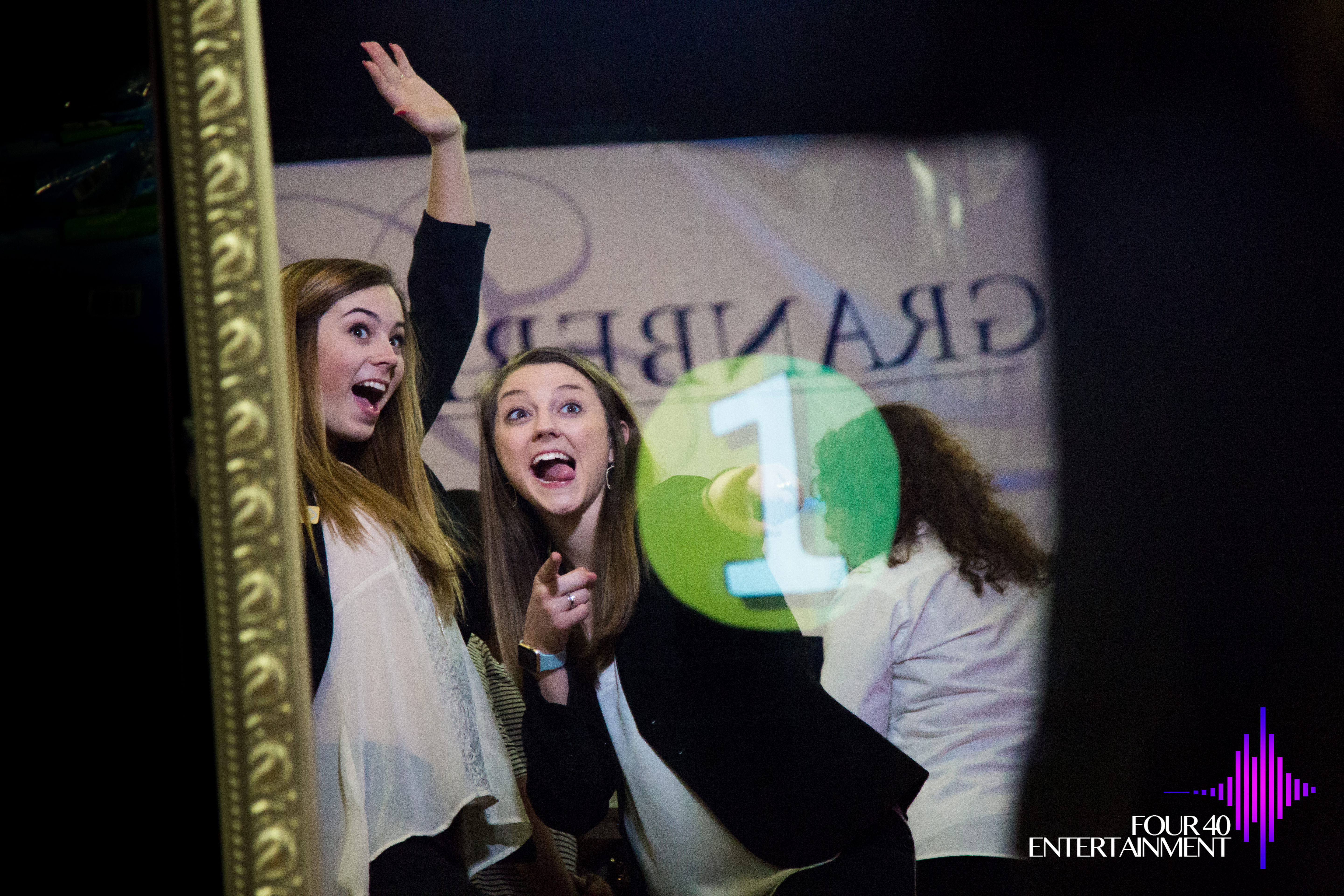 Mirror Photobooth