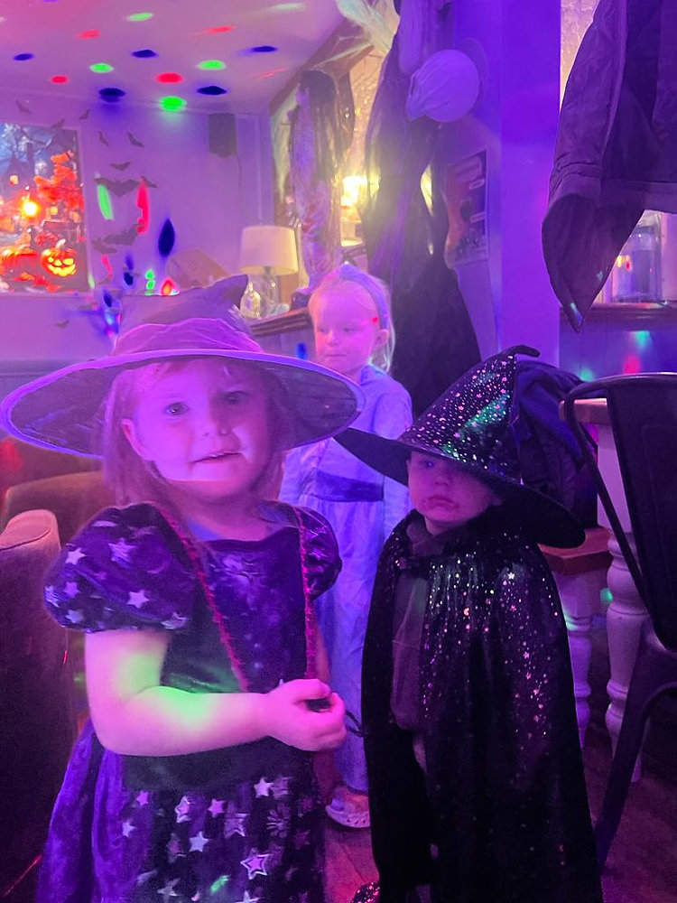 Week 44 review at The Blueberry Blewbury Pub HIGHLIGHTS