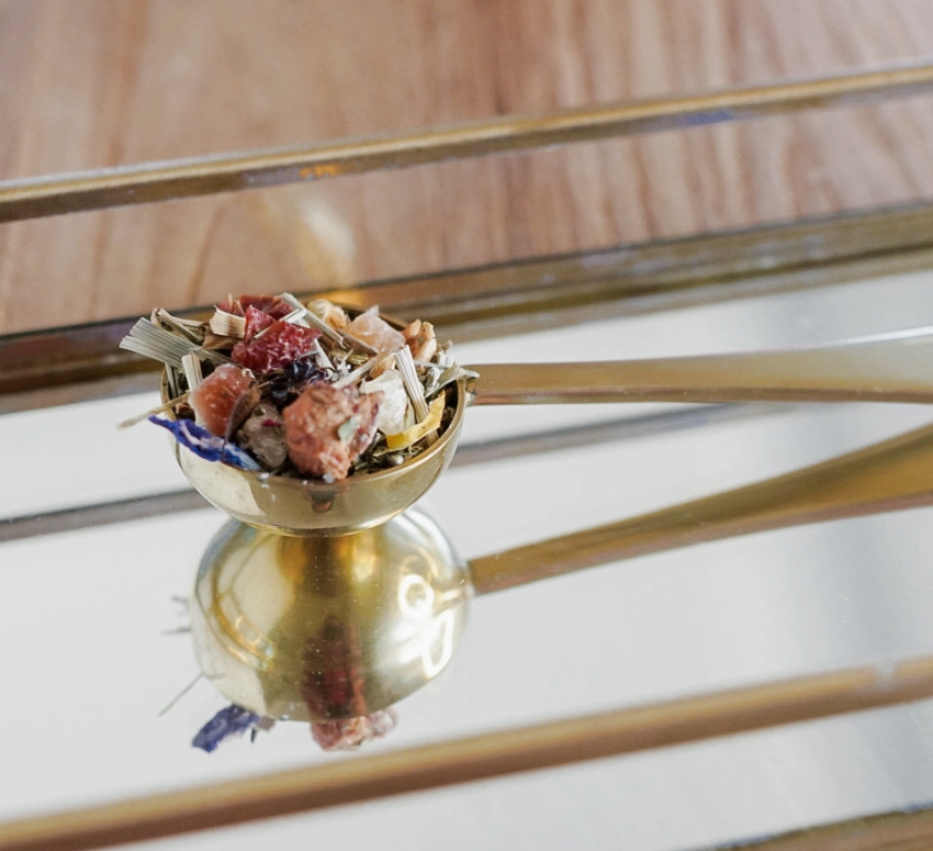 Thumbnail: Tea scoop - Take care