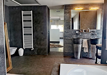 Badezimmer oben.jpeg