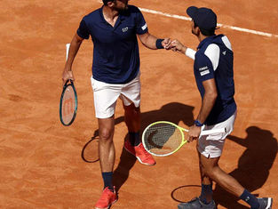Arévalo y Pavic arrasan y avanzan a cuartos en Madrid