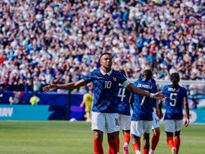 Leyenda total en Francia