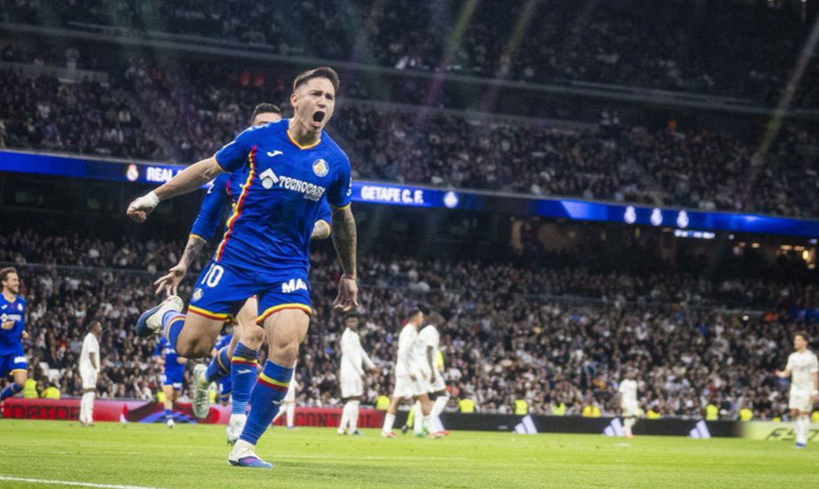 Sevilla sorprende al Real Madrid con un 1-0