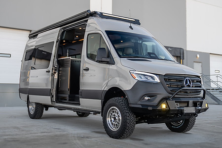 2026 Off Highway Van Davey Jackson 170 Pro-X Pilot Offroad Off-Grid Mercedes Benz Sprinter