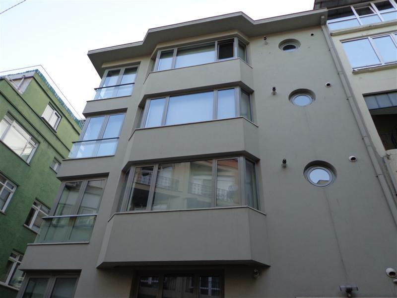 Kabataş Apartment