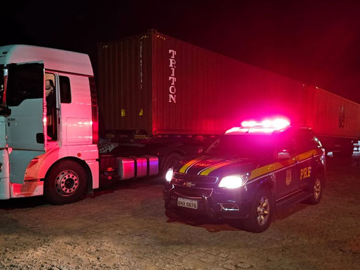 Fiscalização de veículos de carga flagra diversas irregularidades na BR-470 região do Alto Vale