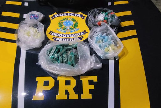 Na Serra das Araras, homem é preso transportando drogas em ônibus interestadual