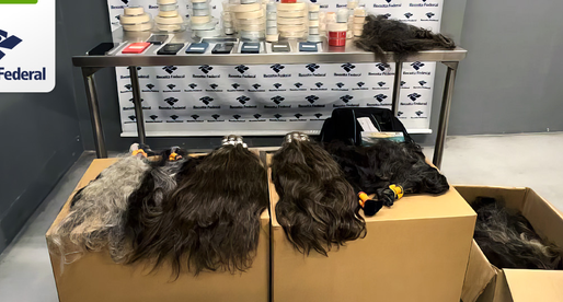 Receita Federal doa cabelos, fitas e celulares para mulheres em tratamento oncológico