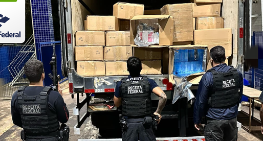 Receita Federal apreende carga de celulares em caminhão frigorífico no oeste do Paraná