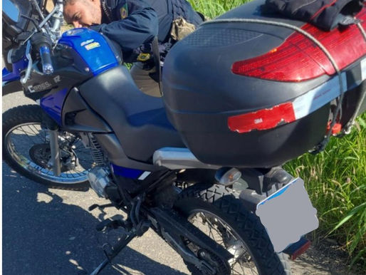 PRF na Paraíba recupera moto roubada e identifica veículos adulterados