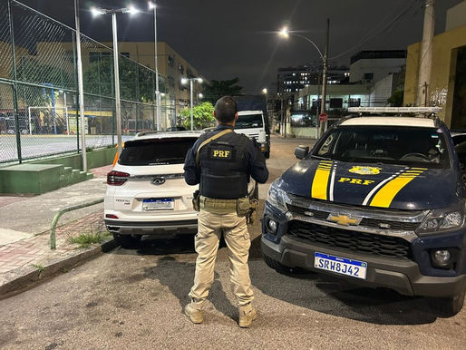 PRF detém mulher por suspeita de receptação na Pavuna