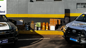 Receita Federal investiga lavagem de dinheiro relacionada ao tráfico de entorpecentes e organização criminosa