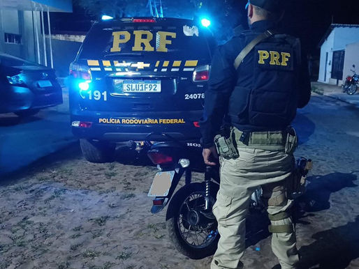 PRF identifica motocicleta com sinais de adulteração durante fiscalização em Piripiri (PI)