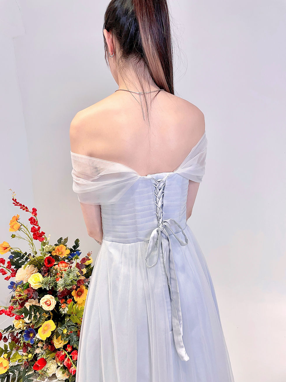 縮圖：Tiffany 質感淺灰