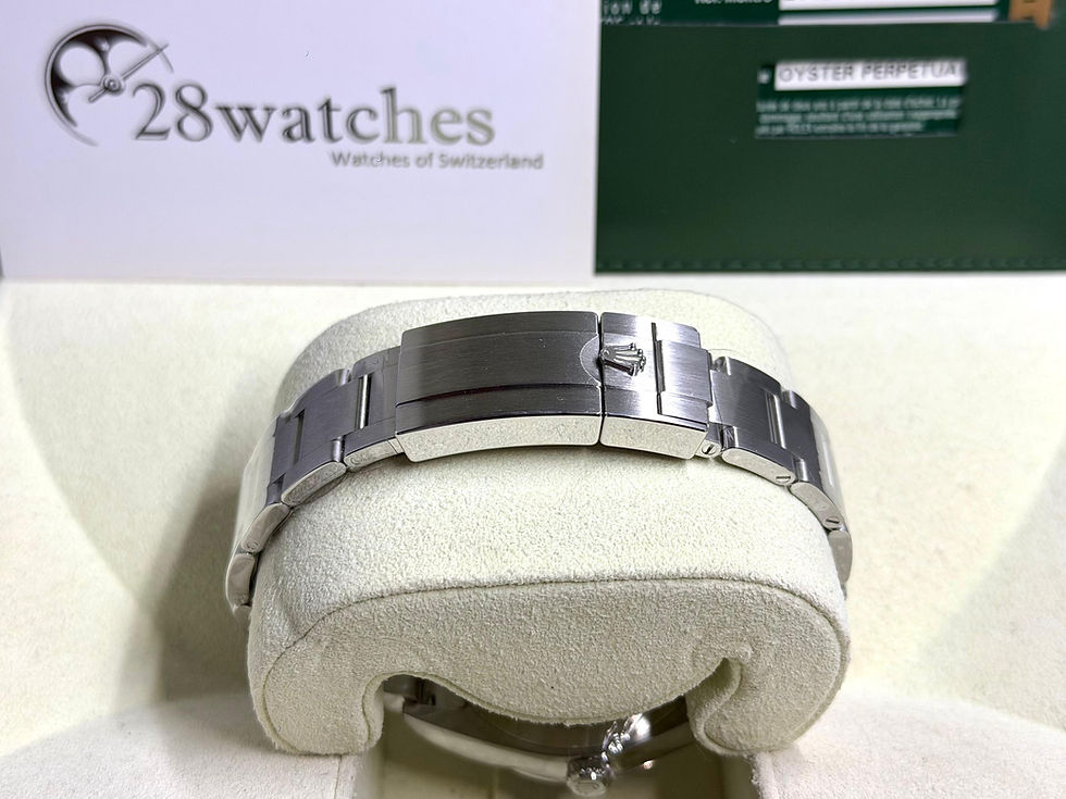 Thumbnail: Pre-owned Rolex  Explorer 214270 - Causeway Bay branch