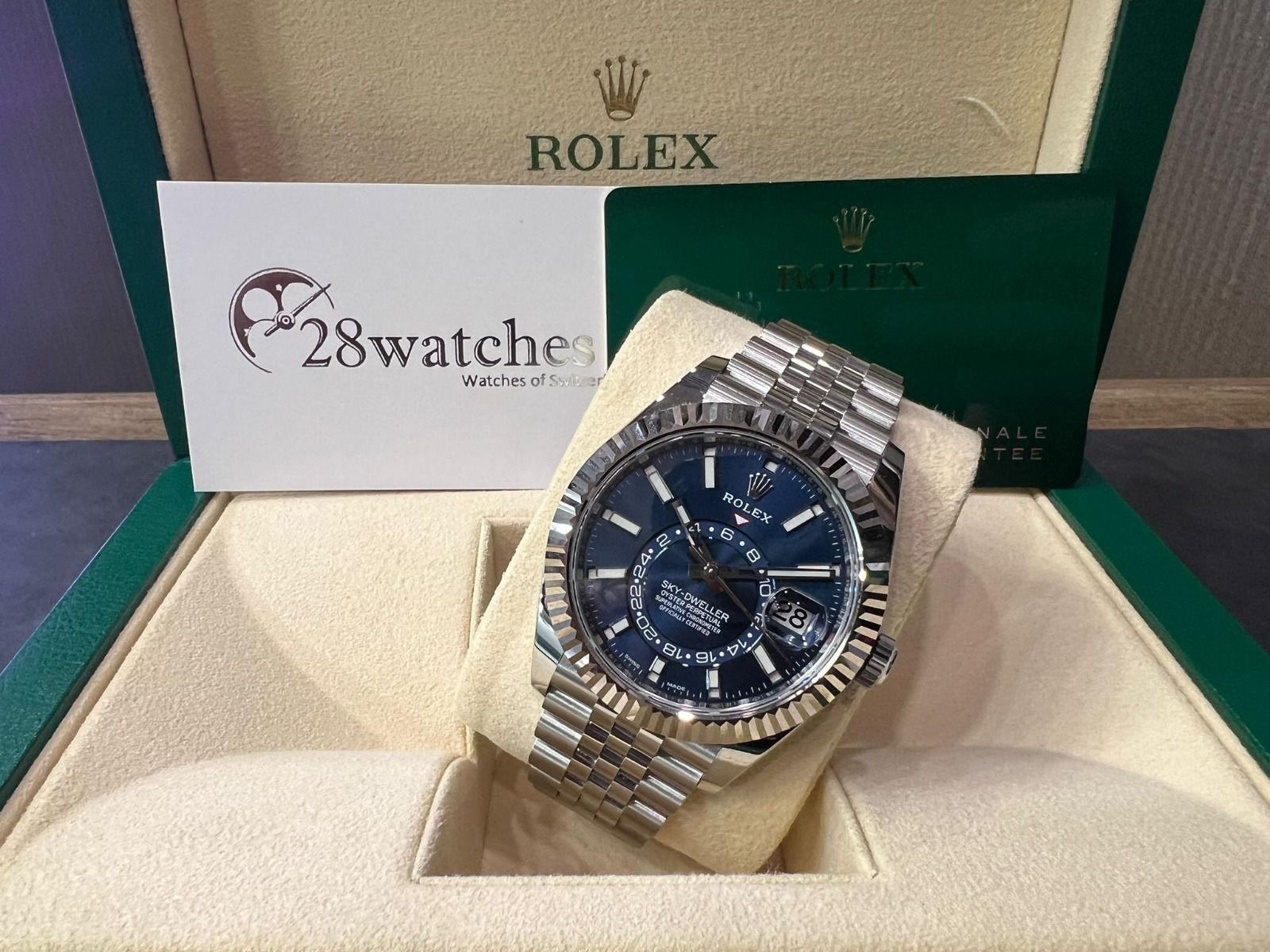 Pre-Owned Rolex Sky-Dweller 326934 - Sha Tin branch