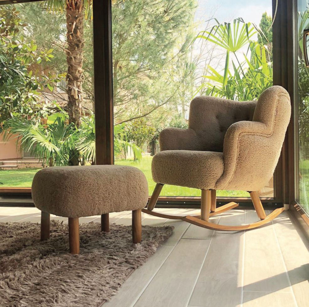 MARKA QZ  DİNLENME KOLTUKLARI