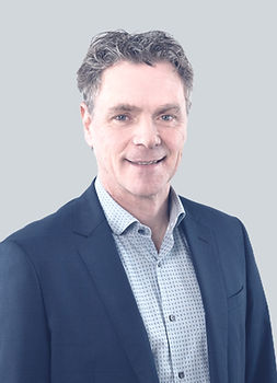 Bruno Dumais_edited_edited_edited_edited.jpg