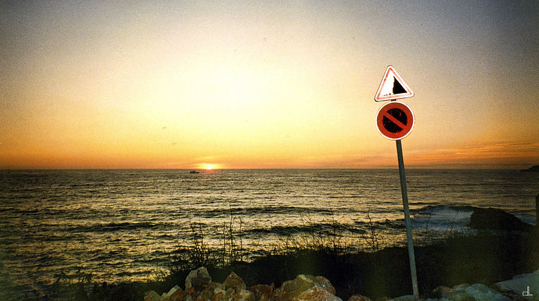 christian lefevre photographe art contemporain defense de stationner.jpg