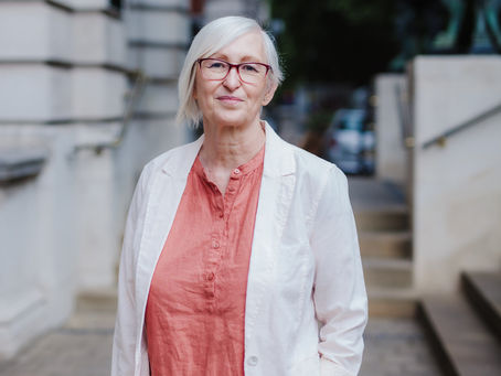 Jane Hickey - Nutritional therapist for musicians.