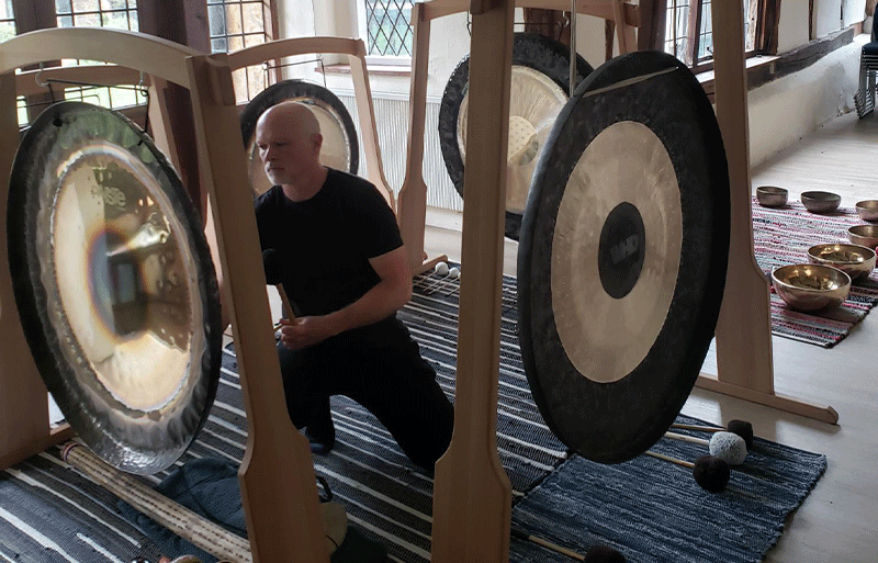 Jez Smith - Sound Bath Therapist