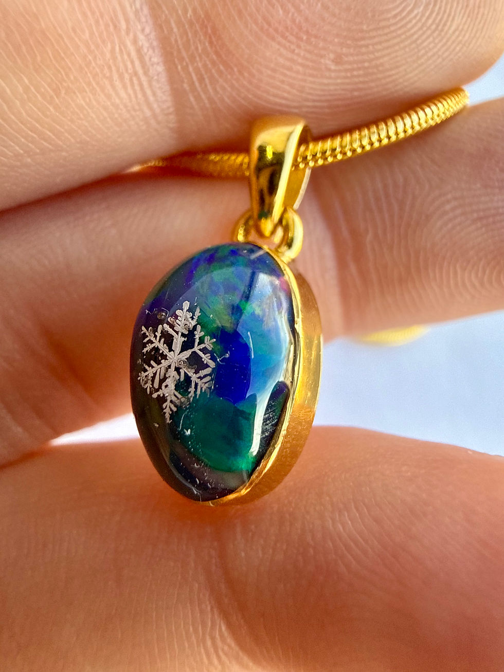 Thumbnail: Pendant-Black Opal/Preserved Snowflake